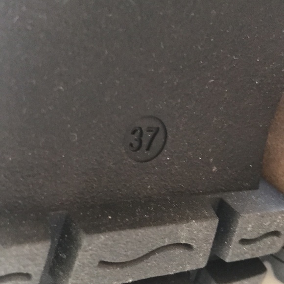 Anthropologie Farylrobin Chelsea Boots - Picture 15 of 16